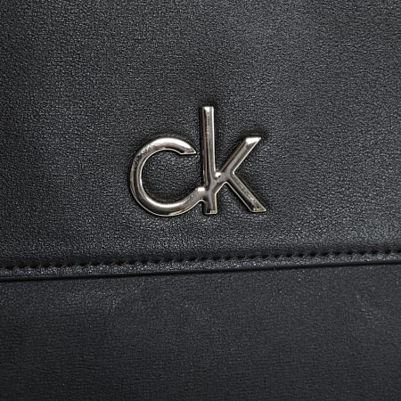 Calvin Klein - Sac A Main Femme Re-Lock Tote Flap 8411 Noir