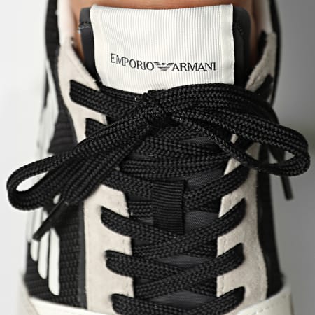 Emporio Armani - Baskets X4X537-XM678 Plaster Off White Black