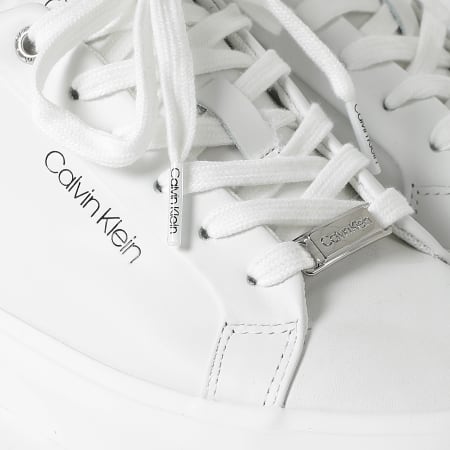 Calvin Klein - Baskets Femme Vulcanized Lace Up Leather 0568 White Black