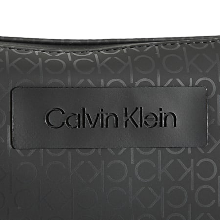Calvin Klein - Sacoche Winter Proof 8077 Noir