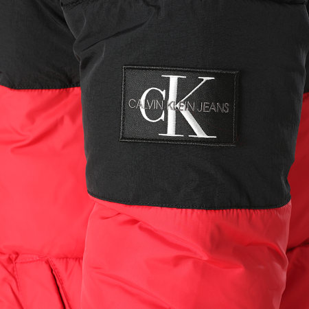 Calvin Klein - Doudoune Capuche 8682 Rouge Noir