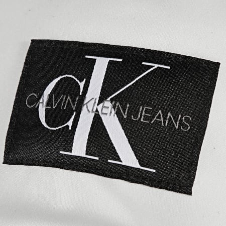 Calvin Klein - Casquette Monogram Winter 7568 Blanc