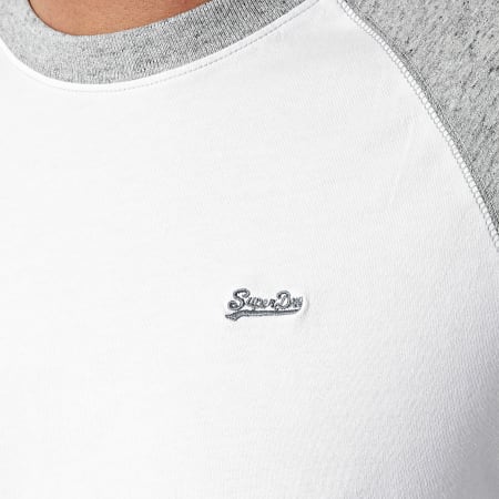 Superdry - Tee Shirt Manches Longues M6010549A Blanc Gris Chiné
