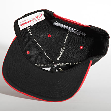 Mitchell and Ness - Casquette Snapback Billboard Classic Chicago Bulls Noir