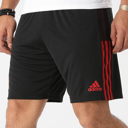 Adidas Sportswear - Short Jogging A Bandes Bayern Munich GR0638 Noir Rouge
