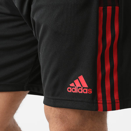 Adidas Sportswear - Short Jogging A Bandes Bayern Munich GR0638 Noir Rouge