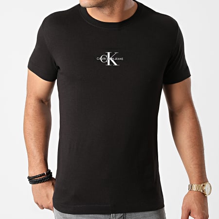 Calvin Klein - Nueva camiseta esencial icónica 7092 negra