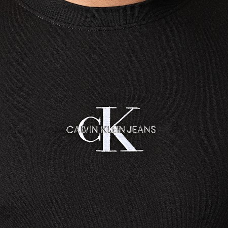 Calvin Klein - Nueva camiseta esencial icónica 7092 negra