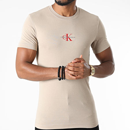 Calvin Klein - Tee Shirt New Iconic Essential 7092 Beige