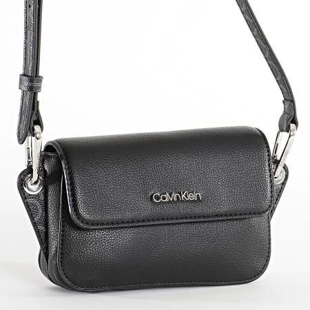 Calvin Klein - Sac A Main Femme CK Accent 8443 Noir