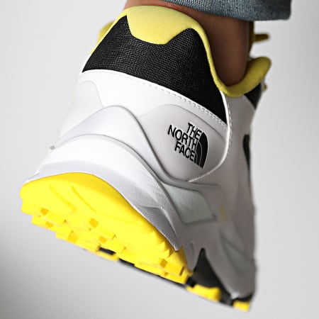 The North Face - Baskets Vectiv Taraval Anodized A5G3P275 White Light Yellow