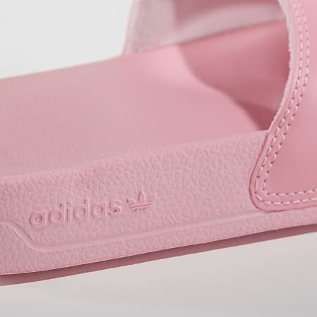 Adidas Originals - Claquettes Femme Adilette Lite H00134 Rose -  LaBoutiqueOfficielle.com