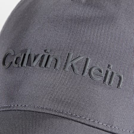 Calvin Klein - Casquette Dark Essential 7497 Gris
