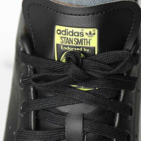 Adidas Originals - Baskets Stan Smith H00326 Core Black Semi Solar Yellow