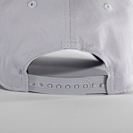 New Era - Casquette 9Fifty Stretch Snap Los Angeles Lakers Gris