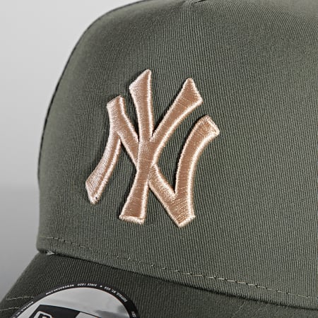New Era - Casquette League Essential New York Yankees Vert Kaki Beige