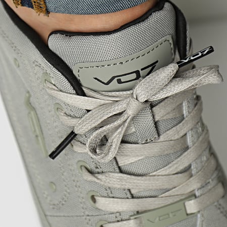 Vo7 grise deals