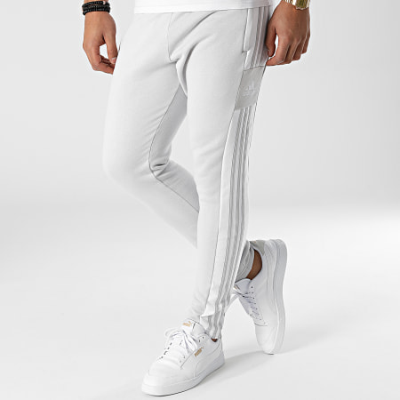 Adidas Sportswear - Pantalon Jogging A Bandes GT6644 Gris Clair