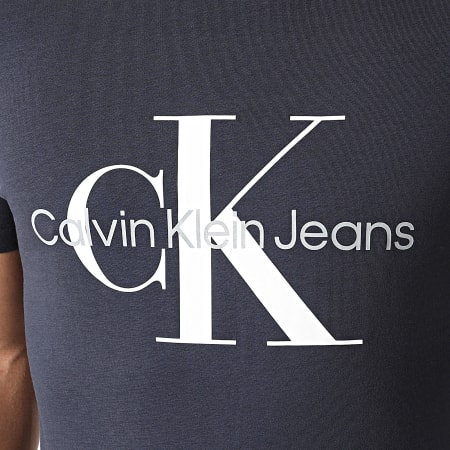 Calvin Klein - Tee Shirt Core Monogram 0935 Bleu Marine