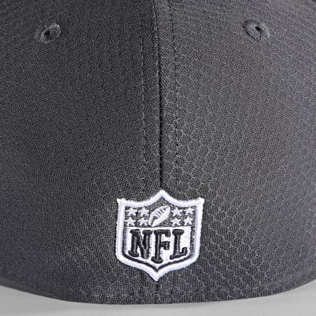 New Era - Casquette Fitted 39Thirty Hex Tech Raiders Gris