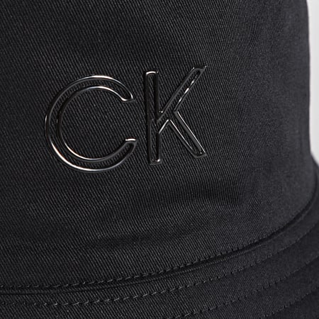 Calvin Klein - Bob Réversible New Minimalism 8768 Noir