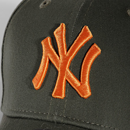 New Era - Casquette 9Forty League Essential New York Yankees Vert Kaki Orange