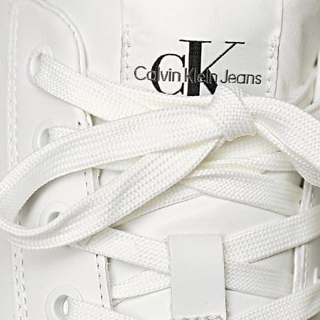 Calvin Klein - Baskets Cupsole Laceup Logo 0368 Bright White
