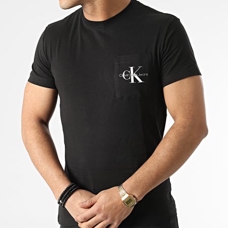 Calvin Klein Jeans - T-shirt Poche J30J320936 Noir