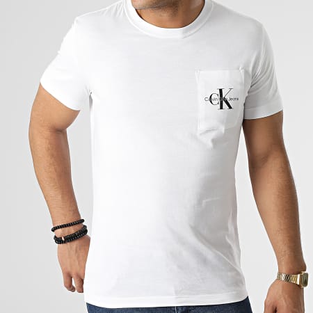 Calvin Klein - Maglietta con tasca J30J320936 Bianco