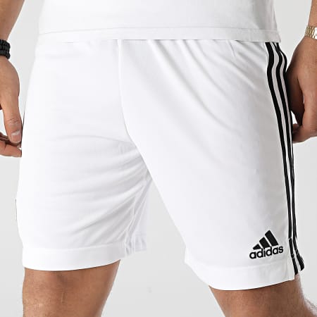 adidas - Short Jogging A Bandes Juventus GM7186 Blanc