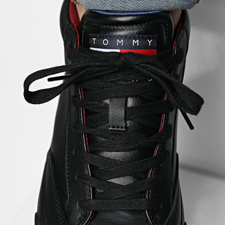 Tommy Jeans - Zapatillas Mid Skate Cuero 0884 Negro