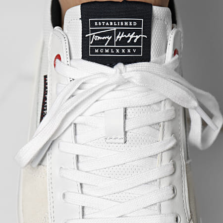 Tommy Hilfiger - Baskets Seasonal Corporate Leather 3888 White