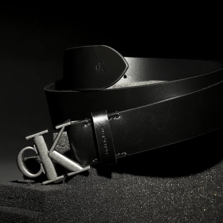 Calvin Klein - Cinturón Mono Hardware 8226 Negro