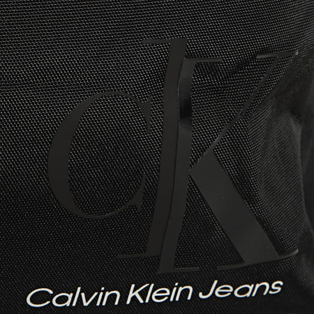 Calvin Klein - Mochila Sport Essentials Campus 8181 Negro