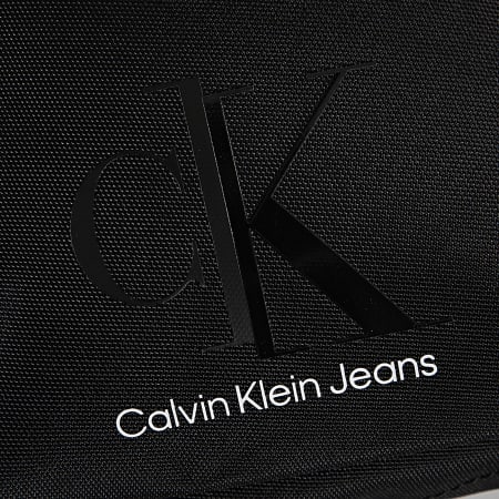 Calvin Klein - Sacoche Sport Essentials Reporter 8185 Noir