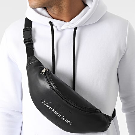 Calvin Klein - Riñonera Monogram Soft 8203 Negro