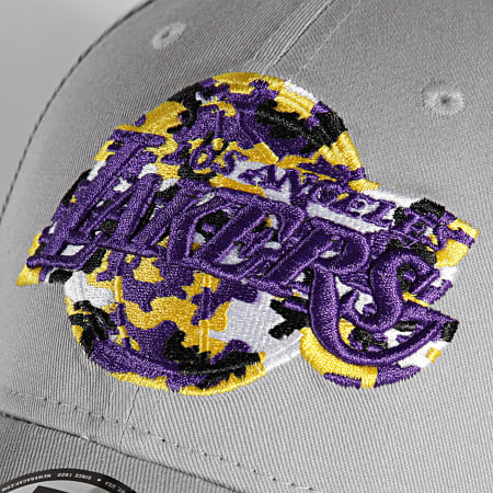 New Era - Casquette 9Forty Wild Camo Los Angeles Lakers Gris