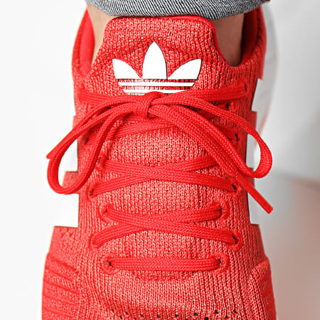 Adidas Originals - Baskets Swift Run 22 GZ3497 Vivid Red Cloud White Alternate Amber