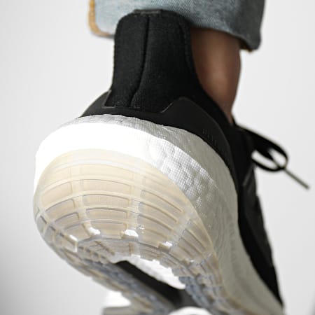 Adidas Sportswear - Sneakers Ultraboost 22 GX3062 Core Black Cloud White