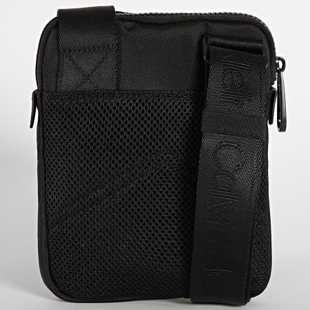 Calvin Klein - Sacoche Code Flatpack 7814 Noir