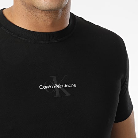 Calvin Klein - Tee Shirt Monogram Logo 9877 Noir