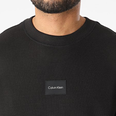 Calvin Klein - Felpa girocollo Textured Grid 8055 Nero