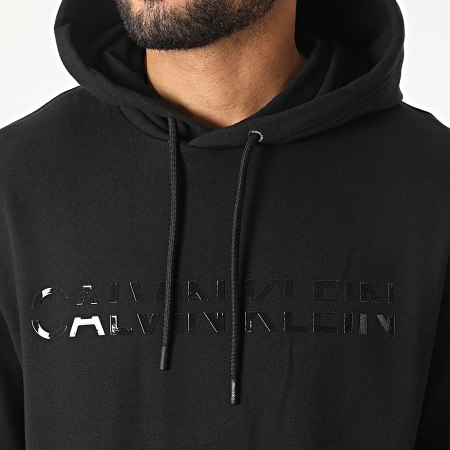 Calvin Klein - Sweat Capuche Matt Shine Split Logo 8283 Noir