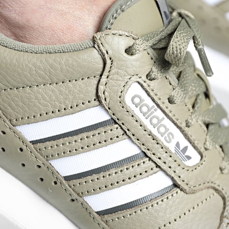 Adidas vintage 80 2025