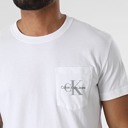 Calvin Klein - Camiseta con bolsillo con logotipo de monograma 9876 Blanco