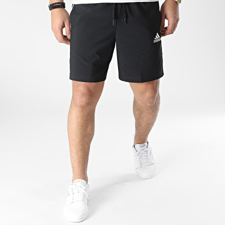 Adidas Sportswear - GL0022 Pantaloncini da jogging neri a 3 strisce