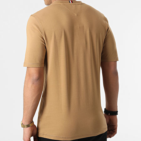 Tommy Hilfiger - Camiseta estampada de temporada 8113 Camel