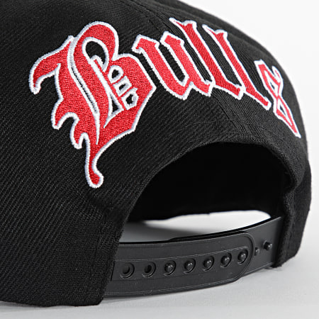Mitchell And Ness - Casquette Snapback English Dropback Chicago Bulls Noir