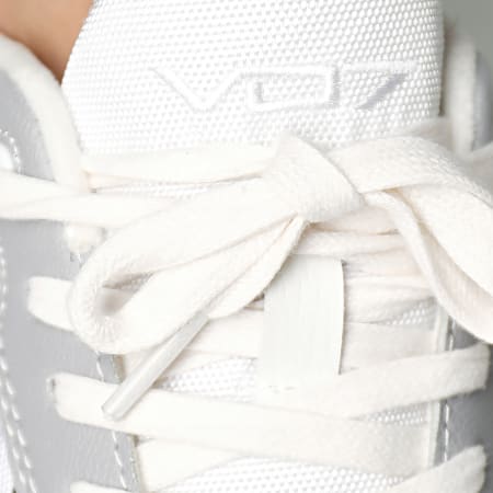 VO7 - Baskets Vendome Grey