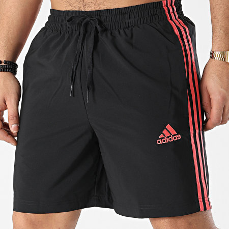 Adidas Sportswear - Pantaloncini da jogging 3 Stripes HE4431 Nero